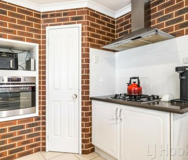 Spacious Elevated Family Home in Sought-After Mindarie - Photo 3