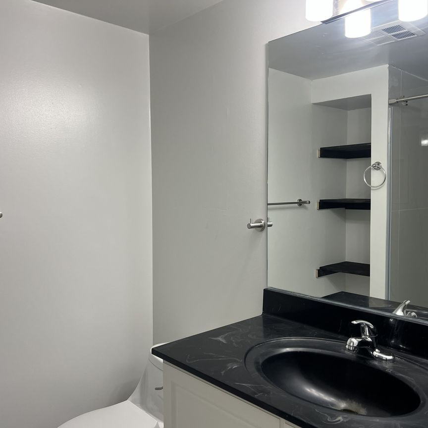 For Lease - 29 Rosebank Drive Unit# 807, Toronto, Ontario - Photo 1