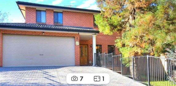 Thornleigh - Photo 2