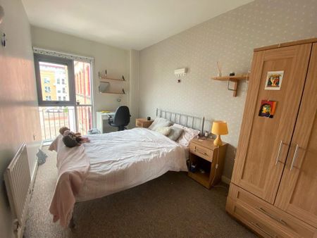 2 bedroom apartment to rent - Photo 5