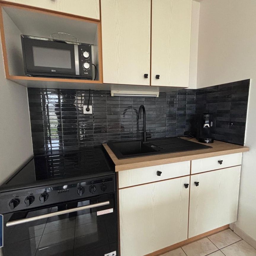 Location Maison 2 pièces 36m² NIORT 79000 - Photo 1