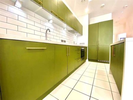 Invicta, Millennium Promenade, Bristol, BS1 - Photo 5