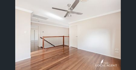 STYLISH EXECUTIVE HOME IN FABULOUSE CENTRAL LOCATION ! - Photo 4