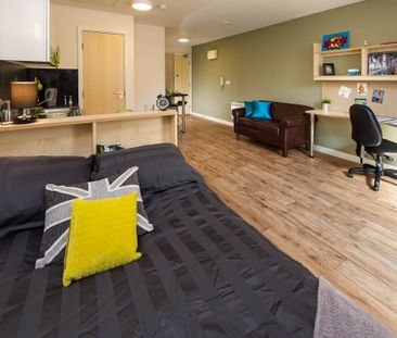 Studio to rent - Photo 2