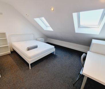 2 Bed Student Accommodation - Photo 4