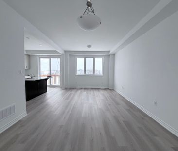 For Lease - 92 Vinewood Crescent, Barrie, Ontario - Photo 1