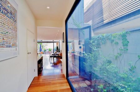 36 Curran Street, North Melbourne, Melbourne - Photo 2