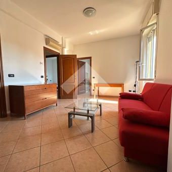 Trilocale in affitto - Photo 1