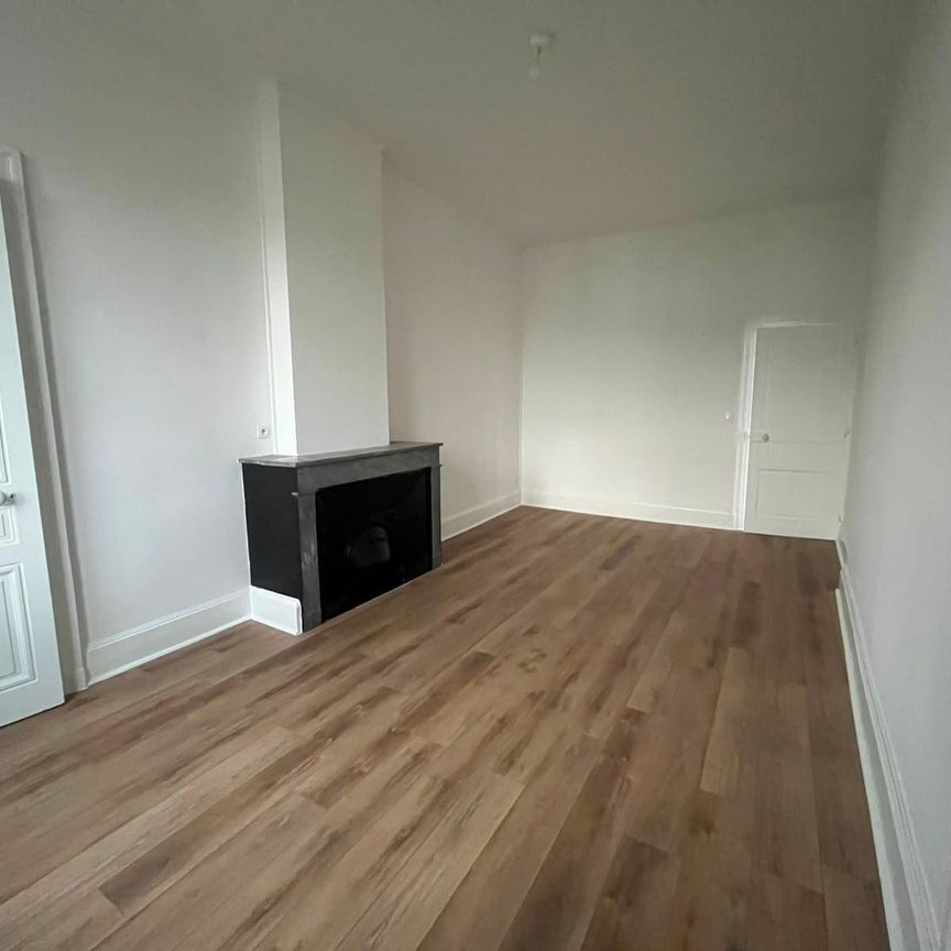 Location Appartement 3 pièces 113m² LYON 1er - Photo 1