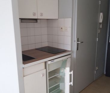 Studio non meublé de 20m² à Lyon - 490€ C.C. - Photo 2