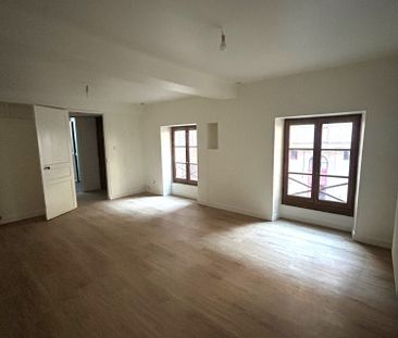 - PAU - PLACE GRAMONT - T1/2 de 38 m2 environ - - Photo 2