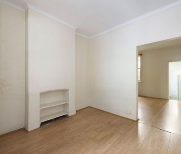 Effortless inner-city terrace living in heart of area - Photo 6