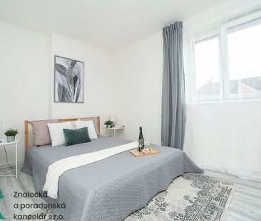 Pronájem bytu 1+kk, Ústí nad Labem - Střekov - Photo 2