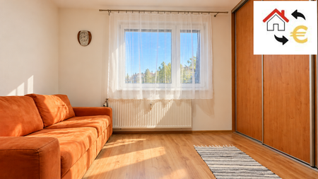 PRENÁJOM | Priestranný zariadený 3-izbový byt s veľkou loggiou – Popradská, Sekčov, 70 m² | 4. poschodie | Výťah | Zariadený | Voľný ihneď - Photo 2
