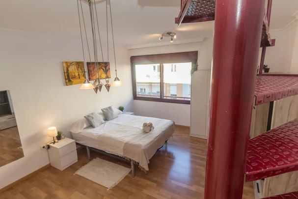 Calle Eslava, Málaga, Andalusia 29002 - Photo 1