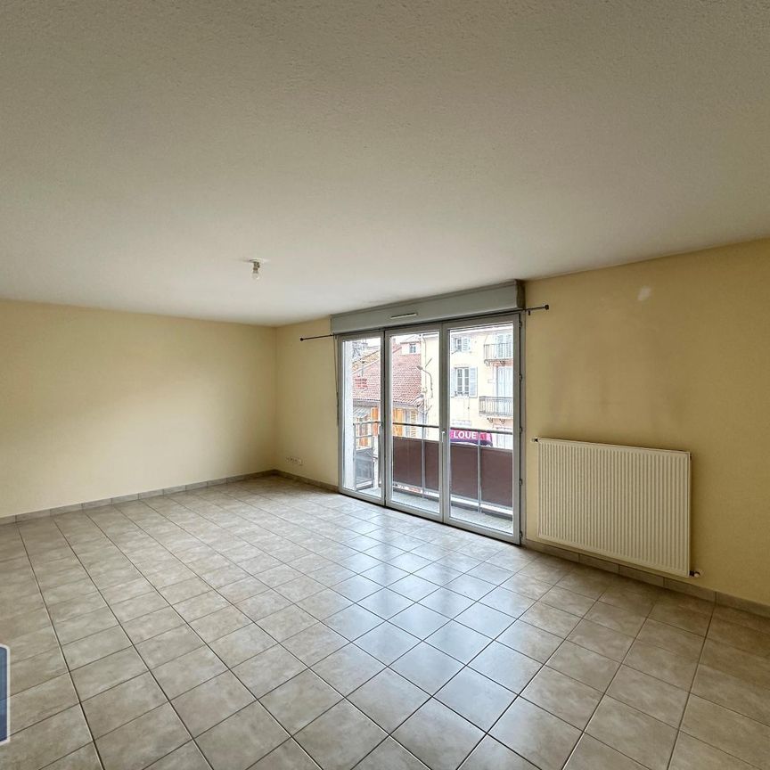 Location Appartement 3 pièces 75m² ST LAURENT SUR SAONE 01750 - Photo 1