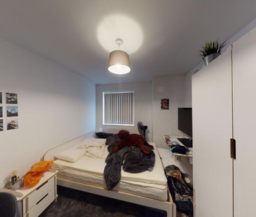 4 bedroom terraced house to rent - Photo 4