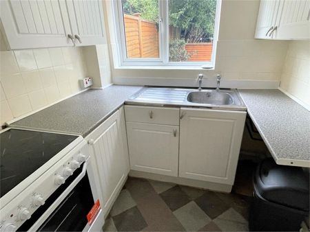 Orchid Close, Taunton - Photo 4