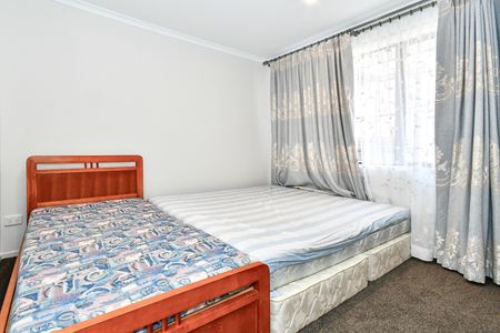 3 Bedroom & Bonus Study! - Photo 3