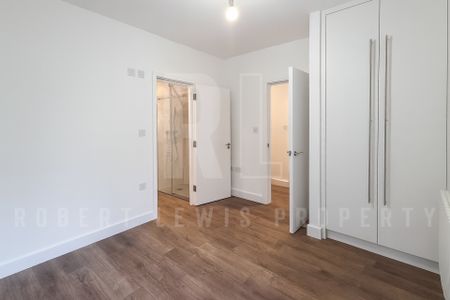 Stylish Four-Bedroom 3 Bathroom Garden Flat – Muswell Hill N10 - Photo 4