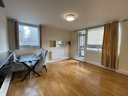 Room in a Shared Flat, Roby House, EC1V - Photo 3
