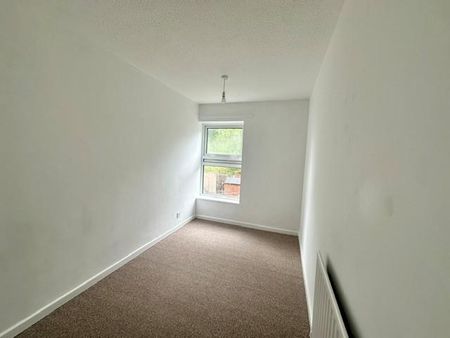 Netherfield, Redditch - Photo 5