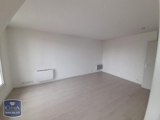 Location Appartement 2 pièces 41m² LILLE 59000 - Photo 1