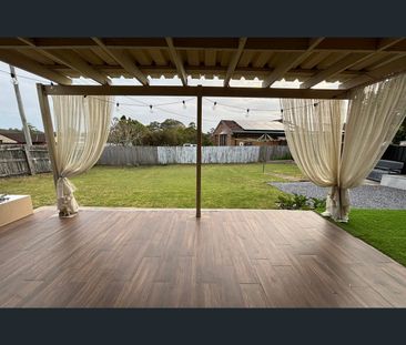6 Green Slopes Drive, Raymond Terrace, NSW 2324 - Photo 1