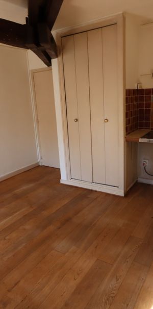 Location Appartement 1 pièce 19m² LA CHARITE SUR LOIRE 58400 - Photo 1