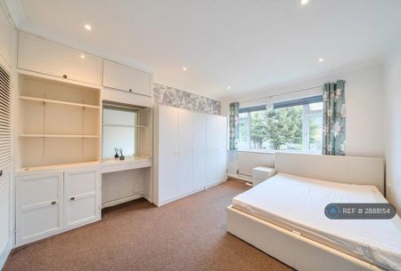 2 bedroom maisonette to rent - Photo 2