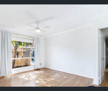 Spacious 4-Bedroom Home in the Heart of Hillarys Moments from Parks & the Coast! - Photo 2