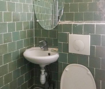 Logement à Paris, Location meublée - Photo 5