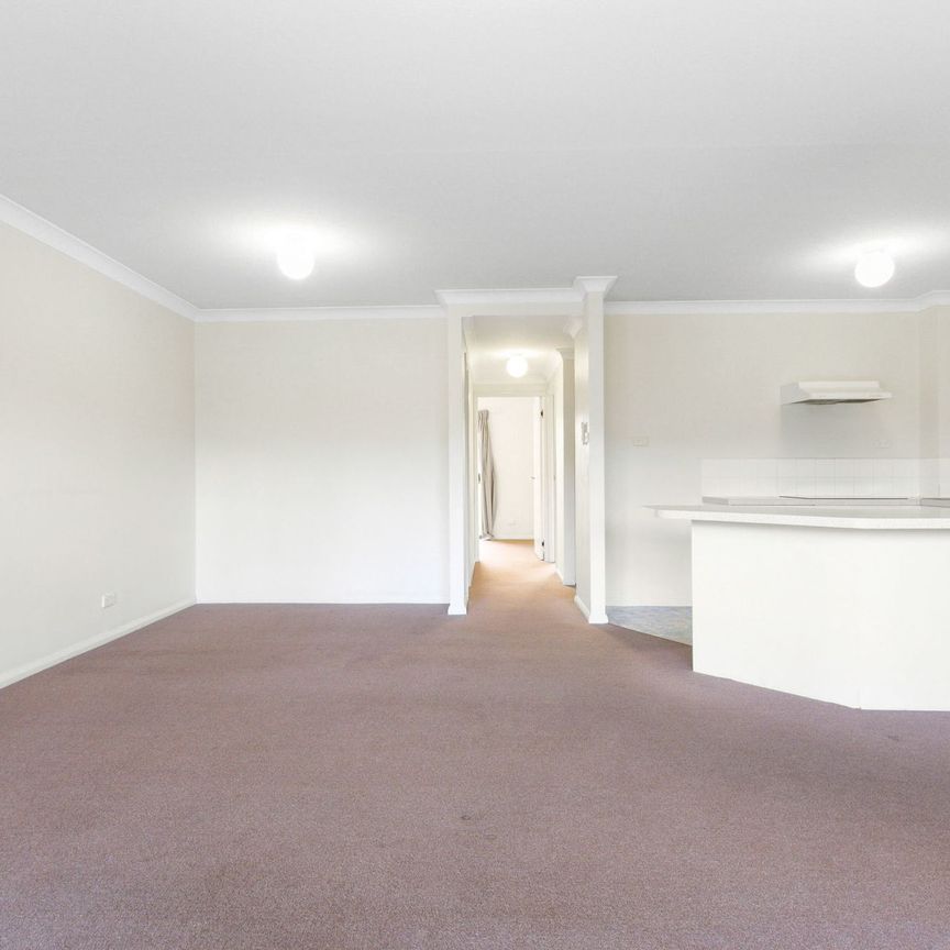 37/53 McMillan Crescent, Fyshwick - 2 Bedrooms, 1 Bathroom, 1 Car Park - Photo 1