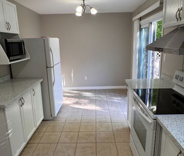 For Lease - 3 Doyle Court, Ajax, Ontario - Photo 4