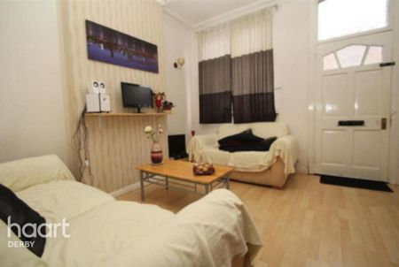 4 bedroom terraced house to rent - Photo 4