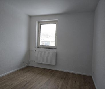 Großzügige 3-Zimmer-Wohnung mit ca. 75,22m² Wohnfläche und Loggia - Foto 2