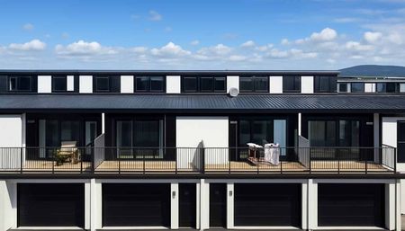 Hidden Gem on Ashley Place - Photo 3