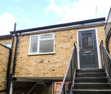 Windmill Hill, EN2, Enfield - Photo 1