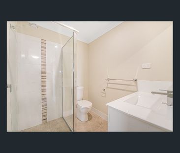 Brand new 2-bed home in new estate - Photo 5