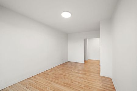 9265 Rue Airlie apartment — Montréal, QC (1-Bedroom) - 1 Bedroom - Photo 4