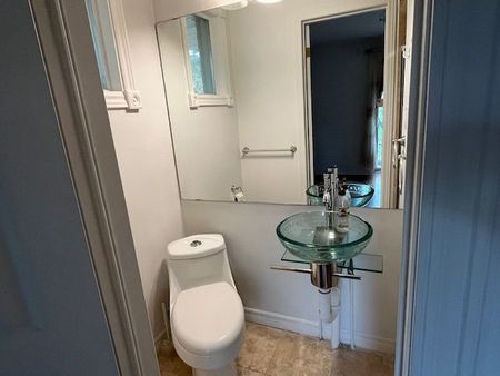 For Lease - 368 Bent Crescent Unit# Main, Richmond Hill, Ontario - Photo 2