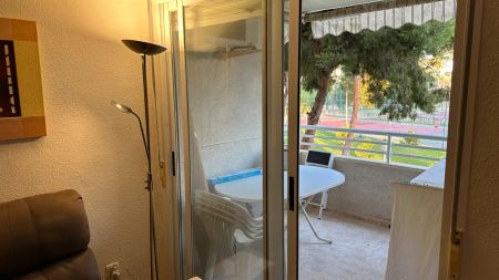 Piso de alquiler en Avenida Oviedo, Playa de San Juan - Photo 4