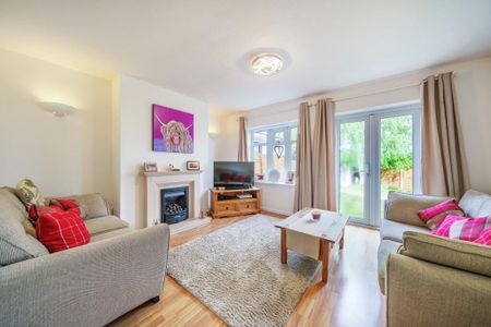 3 bedroom link detached house to rent - Photo 2