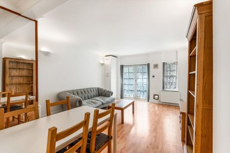 Apartment to rent in Westferry Road E14 - Photo 4