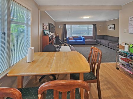 Wainui Living - Photo 2