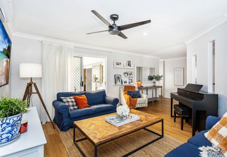 10 Parklake Drive, Mudgeeraba QLD 4213 - House For Rent | Domain - Photo 2