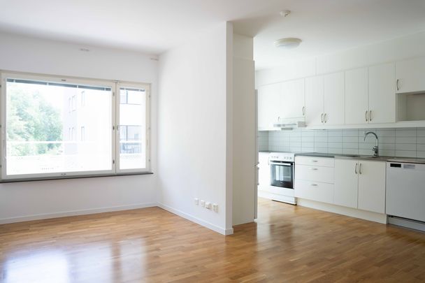 Genuagatan, Västerås - Foto 1