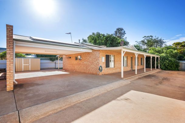 67A Campbell Street, Kalgoorlie - Photo 1