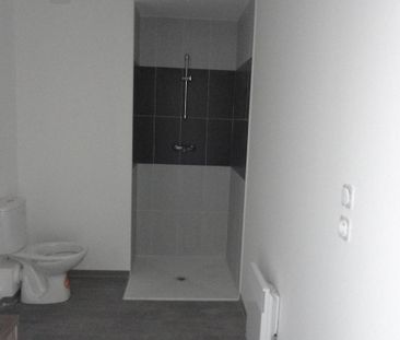 Location Appartement 2 pièces 40m² PUGET SUR ARGENS 83480 - Photo 3