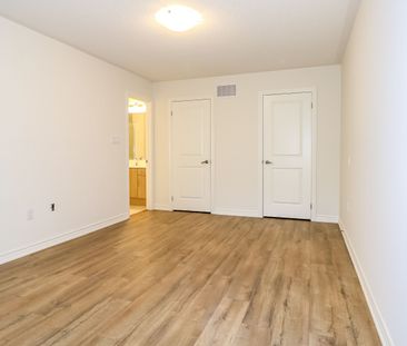 For Lease - 2023 Matteer Court Unit# Unit 21, Innisfil, Ontario - Photo 5